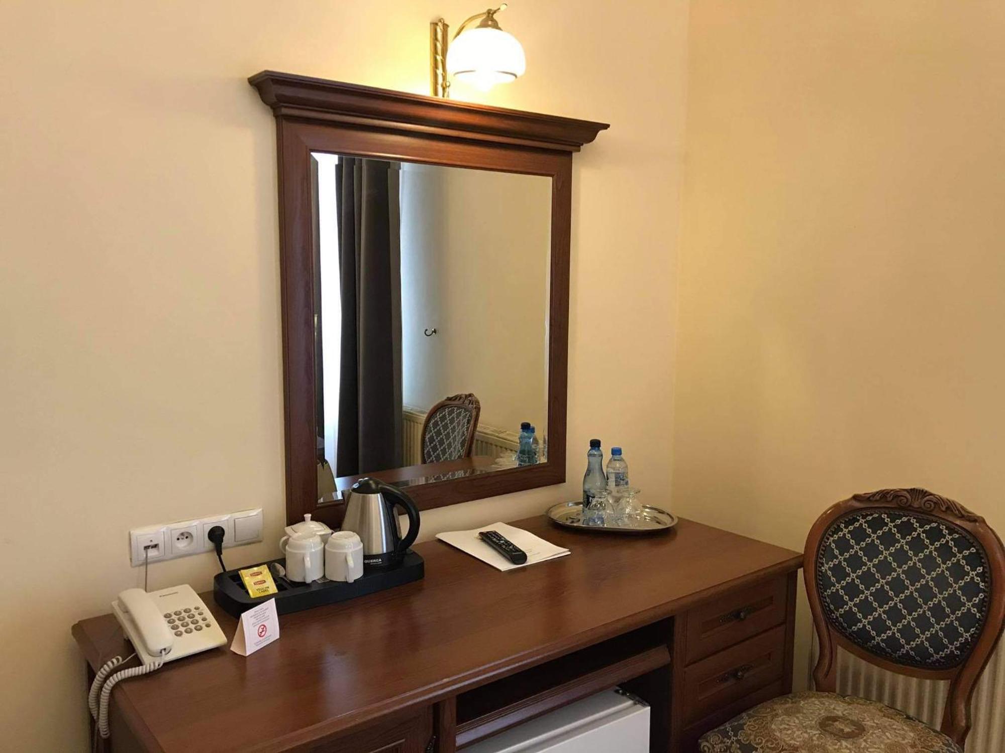 Hotel Venecia Palace Michalowice  Bagian luar foto