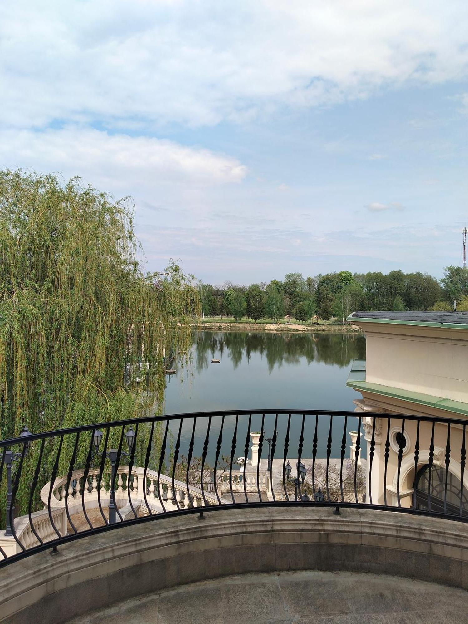 Hotel Venecia Palace Michalowice  Bagian luar foto