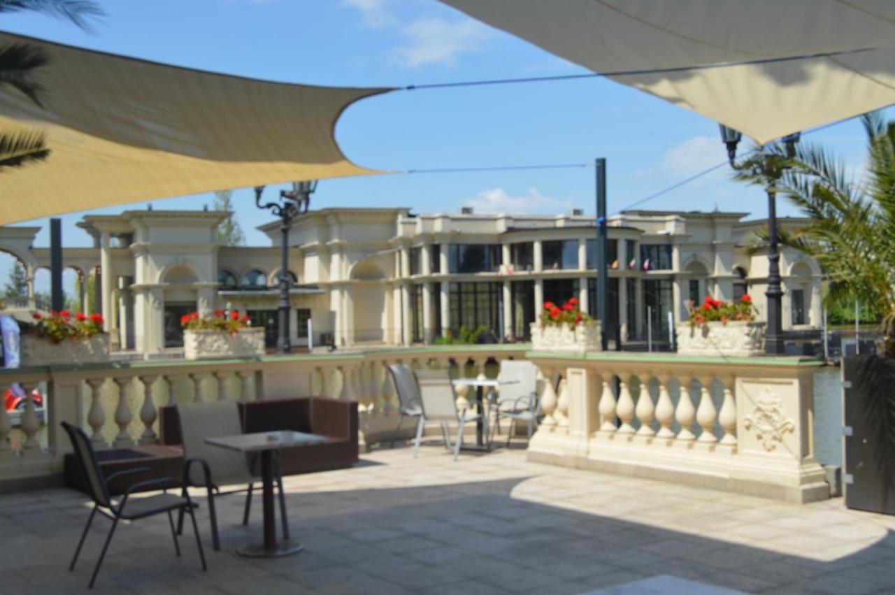Hotel Venecia Palace Michalowice  Bagian luar foto